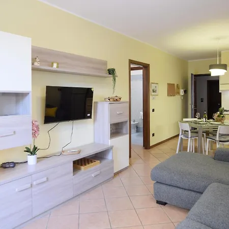 Amazing Apartment In San Feliciano