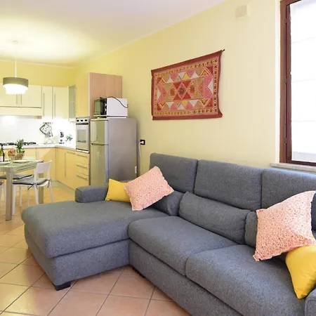 Amazing Apartment In San Feliciano *